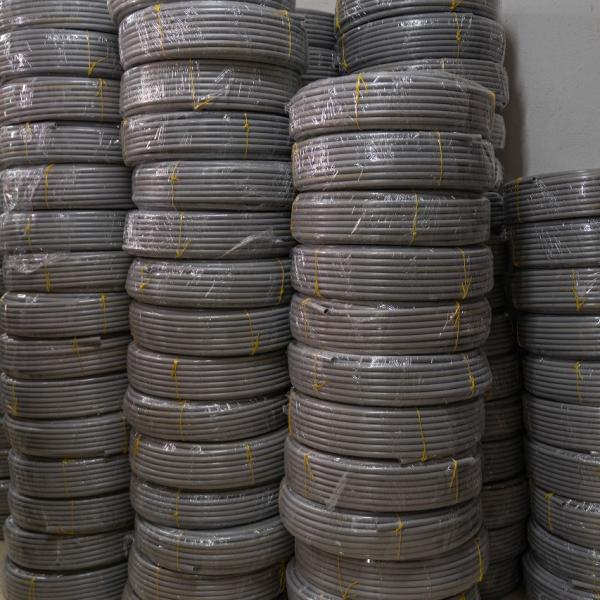 Tube Gris 16 1er Choix AuraPlast 100ML