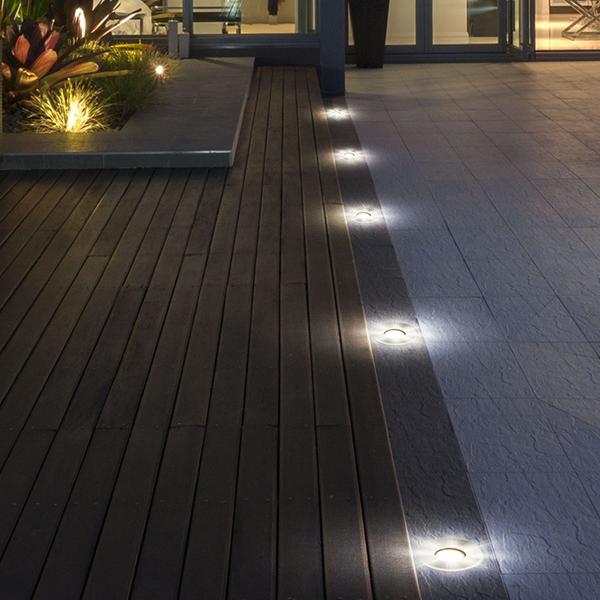 Spot lumineux LED encastrable au sol