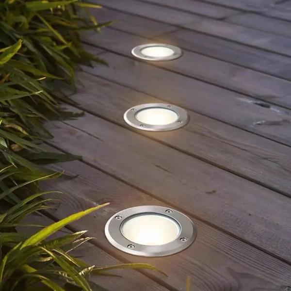 Spot lumineux LED encastrable au sol