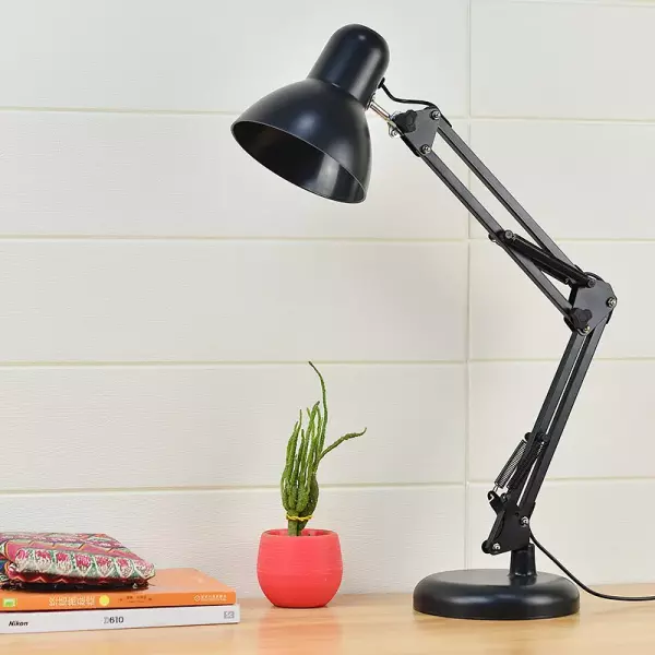 Lampe de bureau en métal